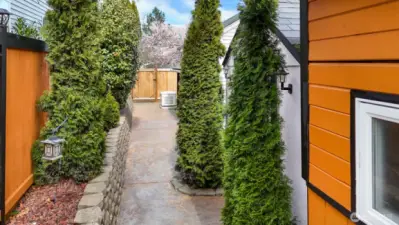 Follow the path and you’ll find even more to enjoy—private, tucked-away spaces