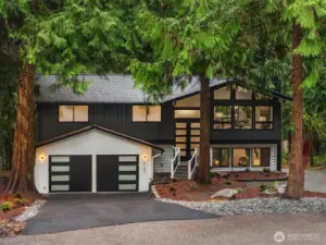 Private, yet close to all amenities Woodinville and Maltby has to offer!