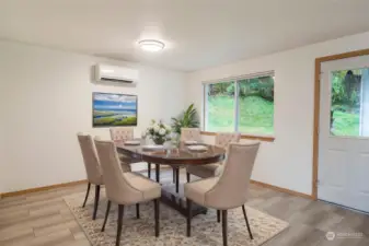 Dining room virtually staged