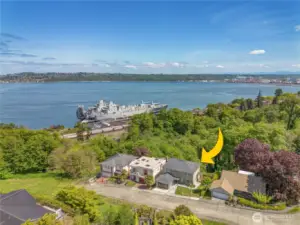 Situated on a serene cul-de-sac with only three neighboring homes, this tranquil enclave offers strolling proximity to Garfield Park, Annie Wright Schools, Old Town, and Ruston Way.