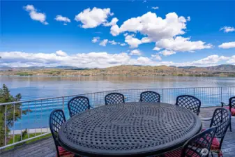 Waterfront dining