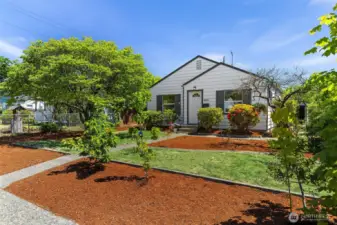 Lush Mature Landscaping enhances the homes Natural Beauty~