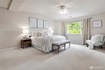 2nd Primary suite on 2nd level.