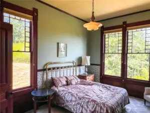 Great guest room.