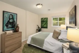 2nd bedroom