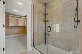 Primary suite walk-in closet