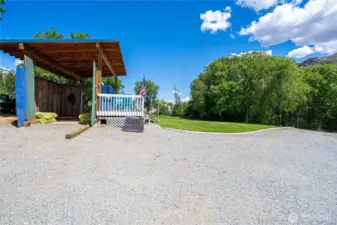 RV pad with power, water and septic hook up or small barn area for your mini farm