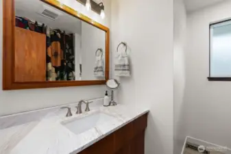 Full bathroom on main level.