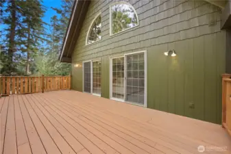 View 2 of deck