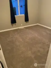 Guest room 1 - new carpet installed 1/5/26