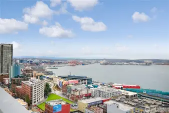 Deck with Sound view