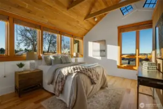 A stunning space, filled with light and territorial views looking east and south.