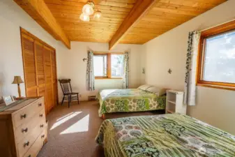 Large, sunny, bonus room, main level