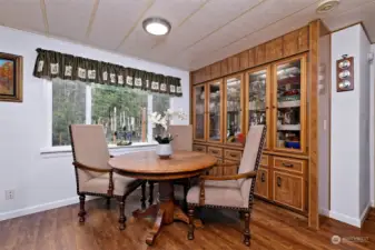 Dining area off kitchen