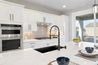 Photos are of a Madison in a different community and are for illustration purposes only to reflect typical finishes.  May depict seller enhancements.  Colors and options may vary.
