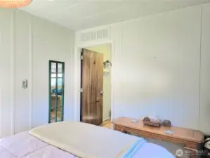 Bunk house Queen room.