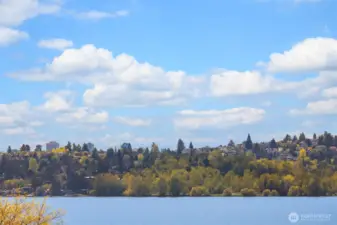 stunning views of the lake, Olympics and Seattle skyline will keep you loving your slice of heaven.