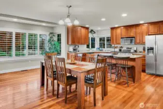 Kitchen eating space