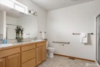 Primary en-suite bathroom. Look how roomy!