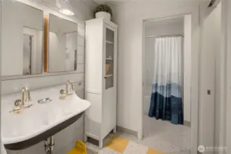 Upstairs full bath attached to the Blue Bedrooms & also accessed by the hallway.