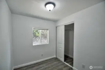 2nd bedroom