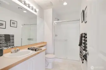 Hall Bathroom