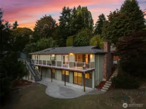 Twilight Back view