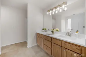 Double vanity in primary bath.
