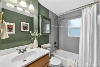 Beautifully updated main bathroom.
