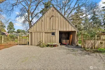 Large barn with electric and water & 2 horse stables