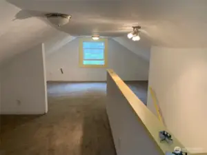 Large loft upstairs