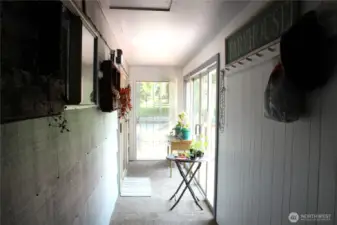 enclosed hallway to bonus living space bed#4