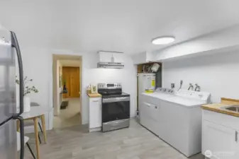 MIL Second kitchen