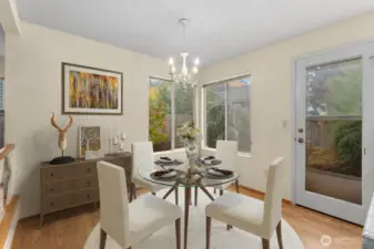 RELAXING INFORMAL DINING AREA, PERFECT FOR CASUAL GATHERINGS AND GOOD MEALS.
