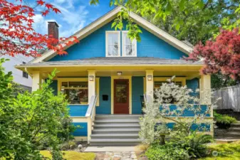 Charming and elegant front entry on this 1911 Craftsman gem