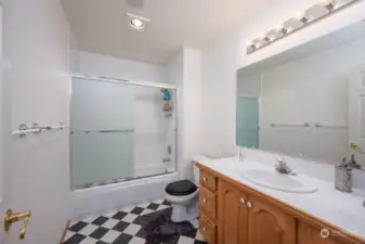 Downstairs full bath