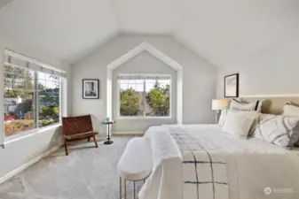 Vaulted Ceiling for primary bedroom