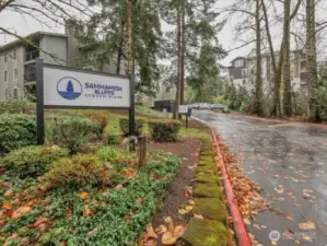 Sammamish Bluffs  162 units nestled on 9.37 Acres! Plenty of open space and pet friendly with walking trails, etc. We offer lots of enjoyment with a fabulous neighborhood and most amenities!