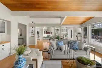 Awesome main level layout for entertaining!