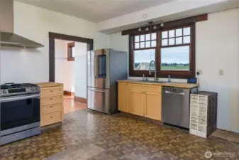 Big house kitchen
