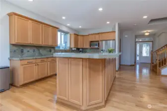 Convenient kitchen island with storage