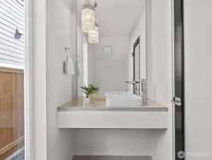1/2 bathroom