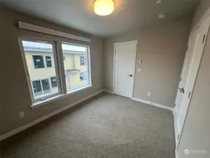 2nd bedroom