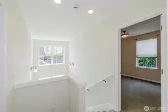 stair landing to 2nd bed