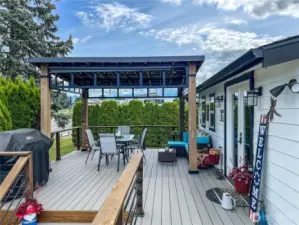 Plenty of space for outdoor living no matter the season.
