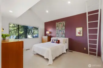 This is used as another bedroom on the main floor and is tied together with the guest suite via the Jack and Jill bathroom.