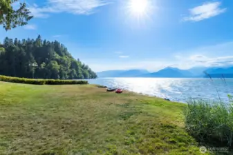 142 feet of no/low bank waterfront along the Hood Canal.