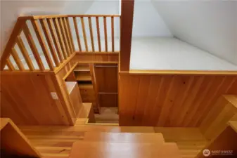 310 sq ft attic storage access from closet