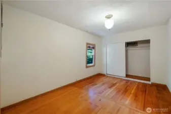 2 of 2 bedroom