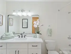 Full bathroom is refreshed and modern!